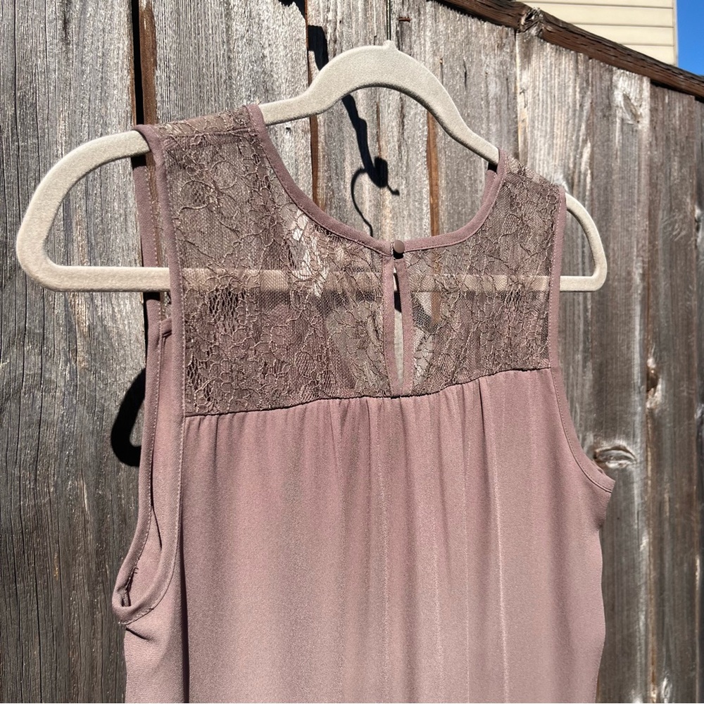Loft taupe lace sleeveless blouse top size small - Picture 10 of 14